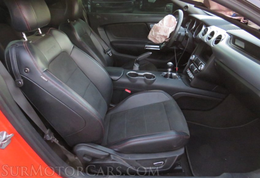 2016 Ford Mustang - Image 20