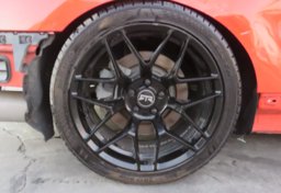 2016 Ford Mustang - Image 16