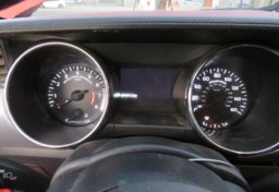 2016 Ford Mustang - Image 29