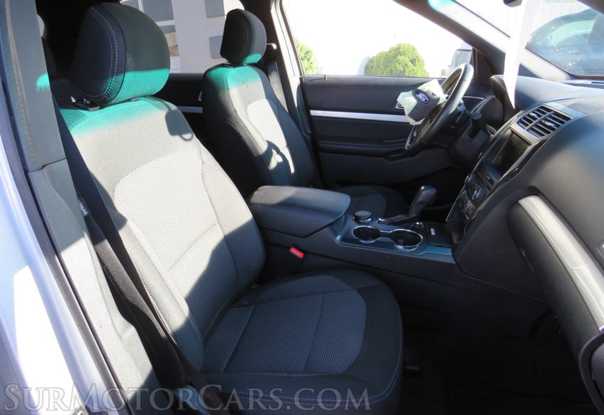 2016 Ford Explorer - Image 24