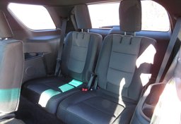 2016 Ford Explorer - Image 27