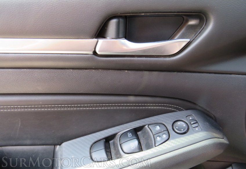2019 Nissan Altima - Image 19