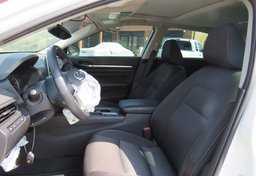 2019 Nissan Altima - Image 28