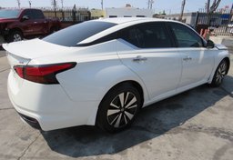 2019 Nissan Altima - Image 6