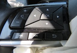2019 Nissan Altima - Image 38