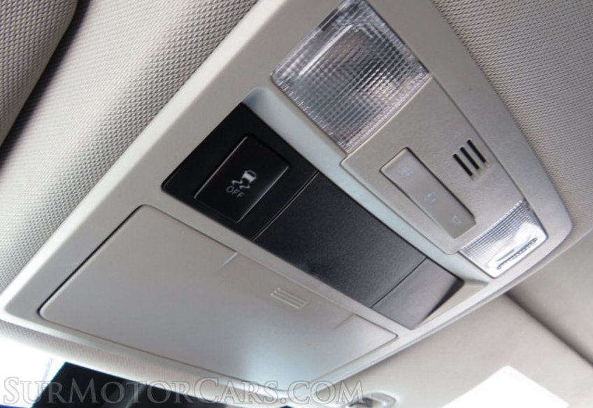 2018 Toyota Tacoma - Image 29