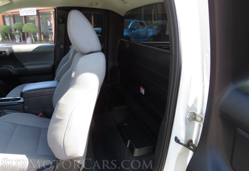 2018 Toyota Tacoma - Image 27