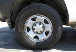 2018 Toyota Tacoma - Image 17