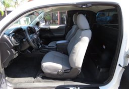 2018 Toyota Tacoma - Image 21