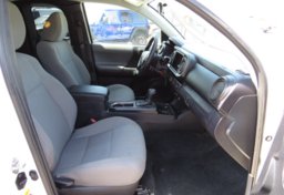 2018 Toyota Tacoma - Image 24