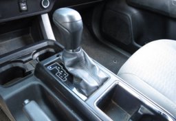 2018 Toyota Tacoma - Image 39