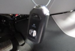 2016 Honda Pilot - Image 36