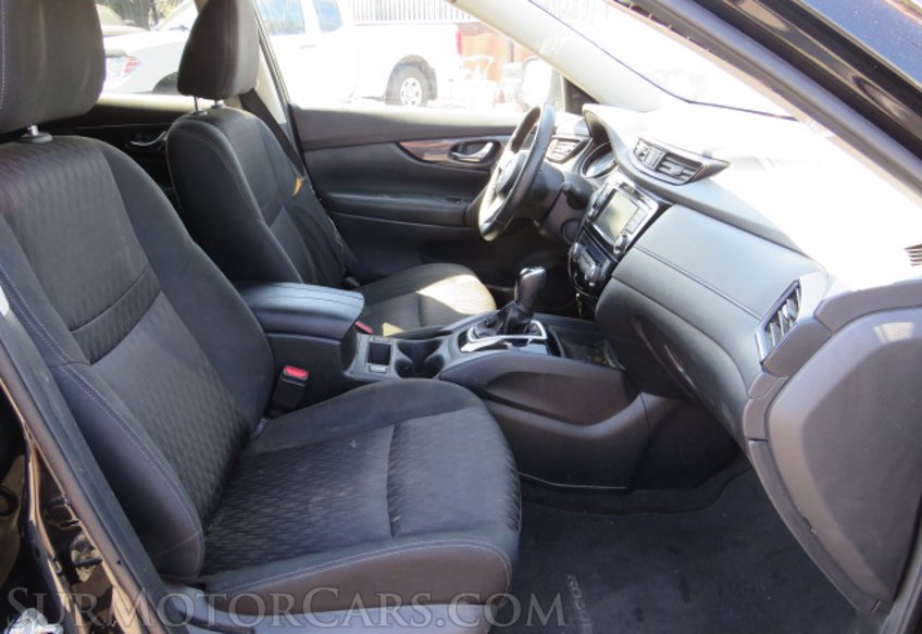 2018 Nissan Rogue - Image 25