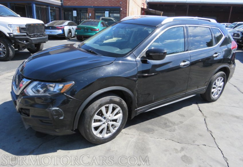 2018 Nissan Rogue - Image 2