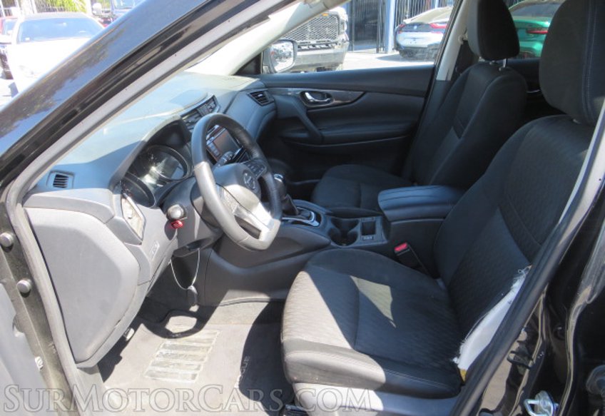 2018 Nissan Rogue - Image 24