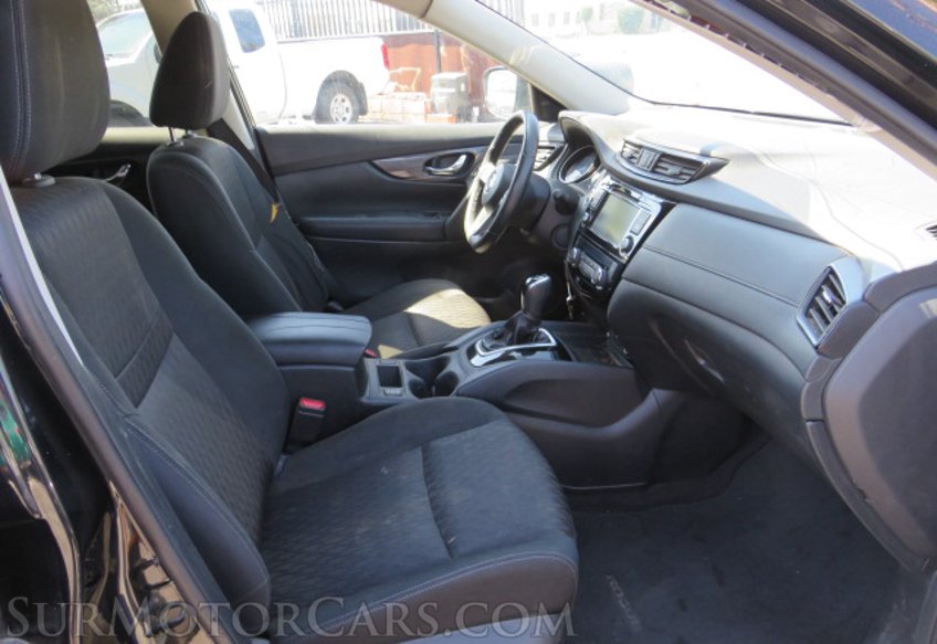 2018 Nissan Rogue - Image 27