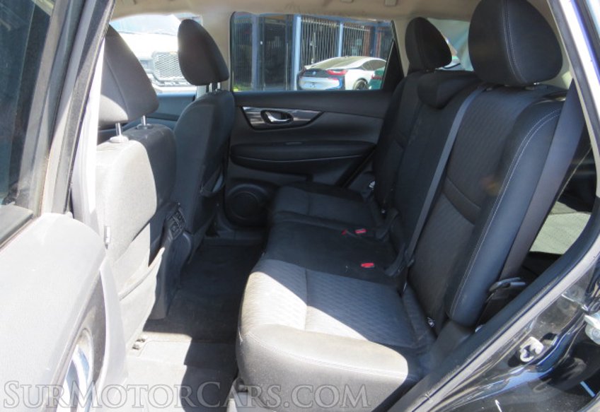 2018 Nissan Rogue - Image 29