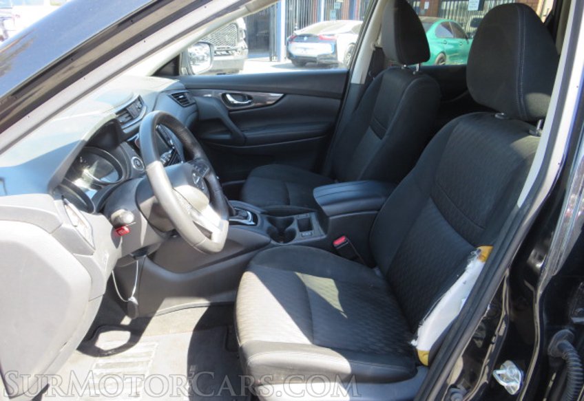 2018 Nissan Rogue - Image 26