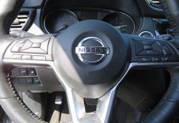 2018 Nissan Rogue - Image 46