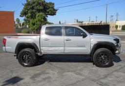 Thumbnail of 2019 Toyota Tacoma 4WD
