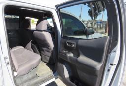 Thumbnail of 2019 Toyota Tacoma 4WD