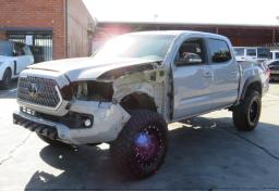 Thumbnail of 2019 Toyota Tacoma 4WD