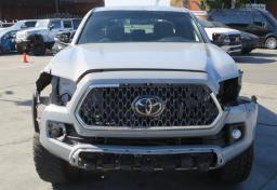 Thumbnail of 2019 Toyota Tacoma 4WD