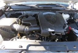Thumbnail of 2019 Toyota Tacoma 4WD