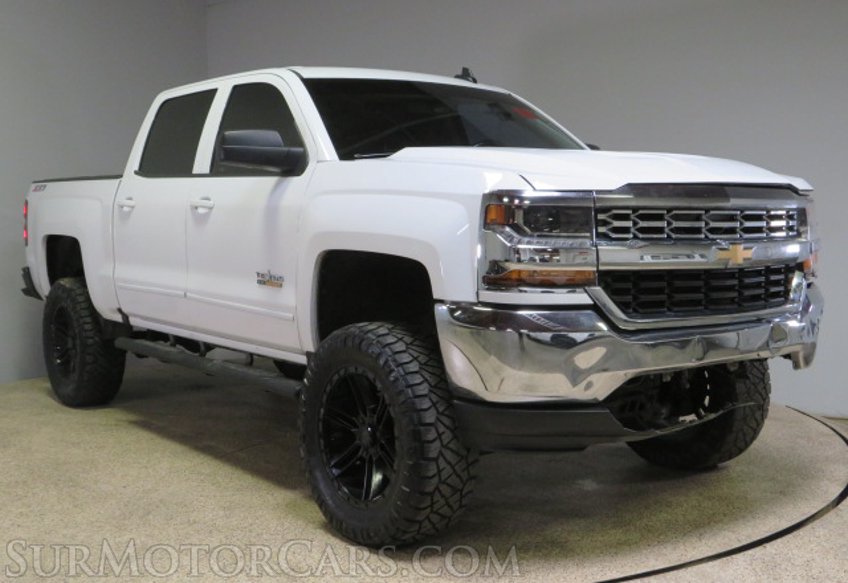 2018 Chevrolet Silverado 1500 - Image 3