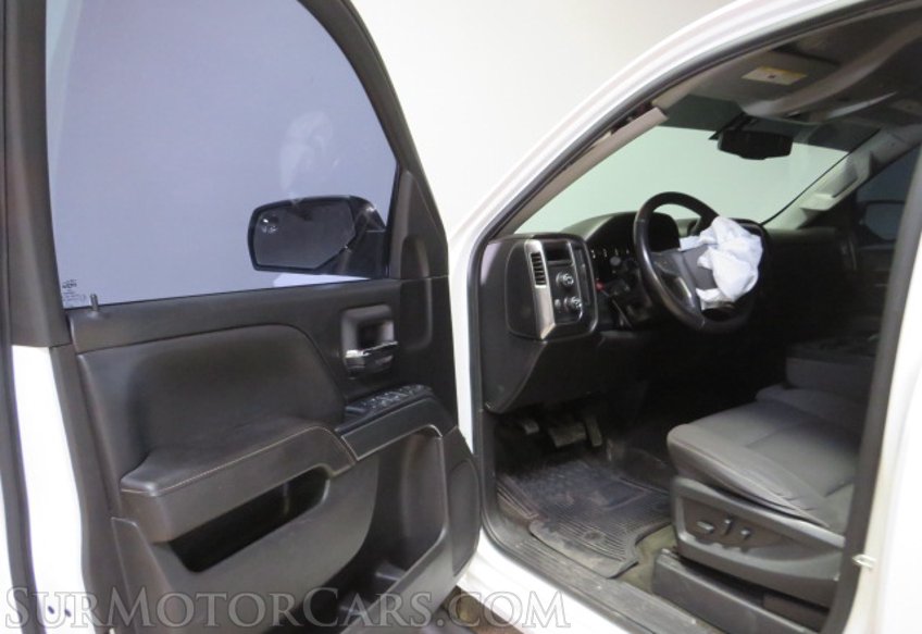 2018 Chevrolet Silverado 1500 - Image 32