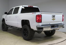 2018 Chevrolet Silverado 1500 - Image 7