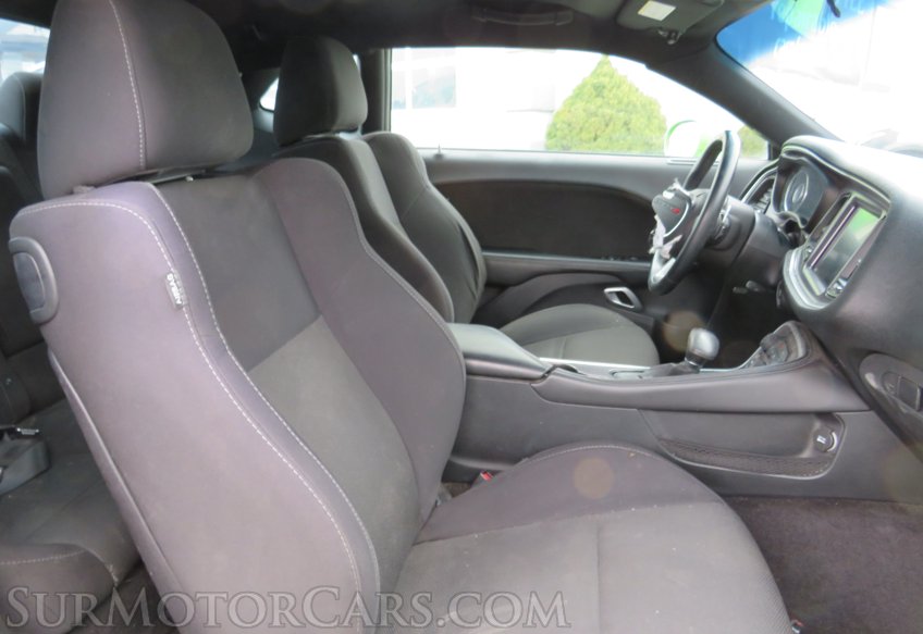 2015 Dodge Challenger - Image 23
