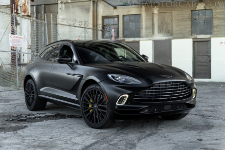 Image : 2022 Aston Martin DBX