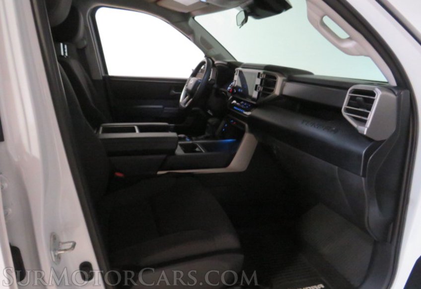 2022 Toyota Tundra - Image 23