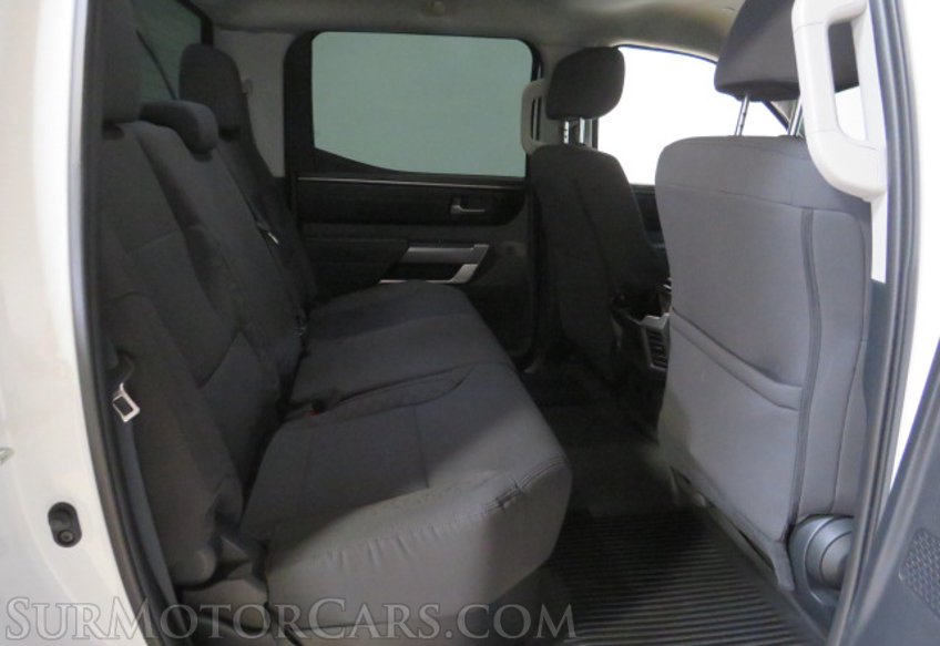 2022 Toyota Tundra - Image 29