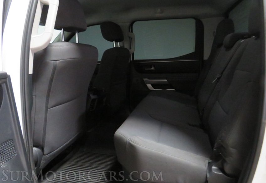 2022 Toyota Tundra - Image 27