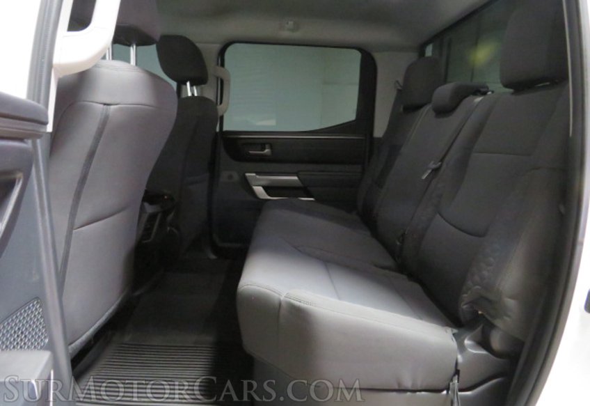 2022 Toyota Tundra - Image 26