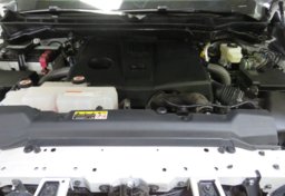 2022 Toyota Tundra - Image 49