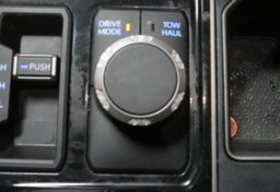 2022 Toyota Tundra - Image 35