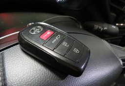 2022 Toyota Tundra - Image 41