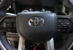 2022 Toyota Tundra - Image 30