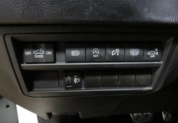 2022 Toyota Tundra - Image 38