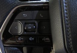 2022 Toyota Tundra - Image 39