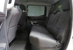 2022 Toyota Tundra - Image 26