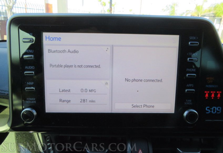 2019 Toyota C-HR - Image 32