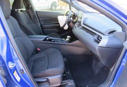 2019 Toyota C-HR - Image 22