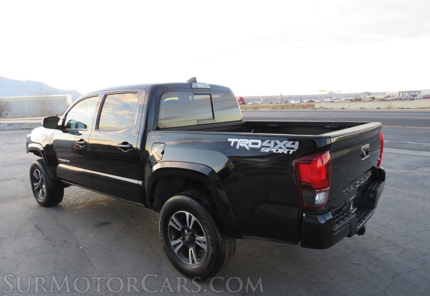 2019 Toyota Tacoma 4WD - Image 7