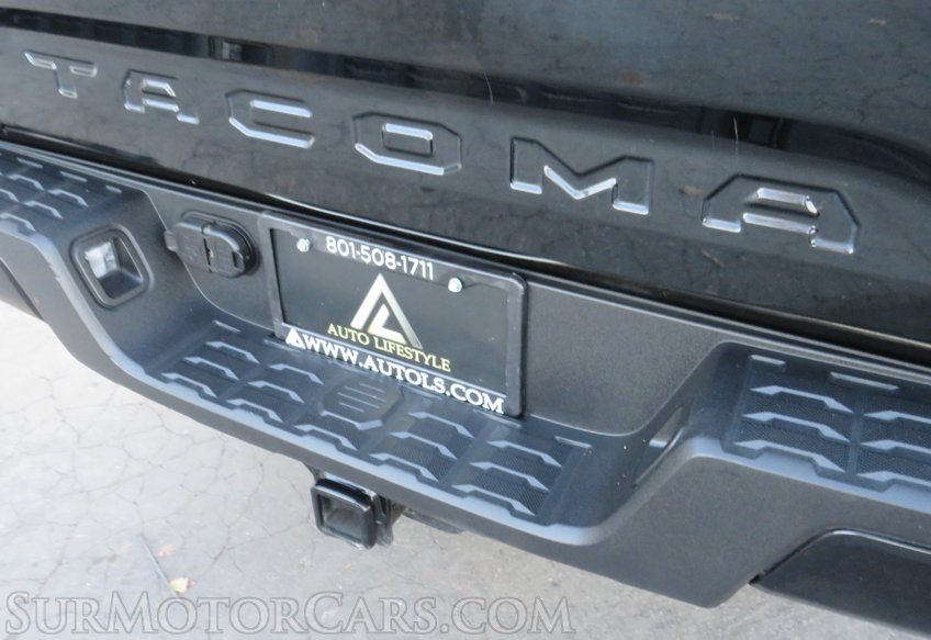 2019 Toyota Tacoma 4WD - Image 22