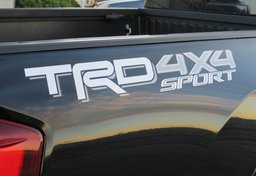 2019 Toyota Tacoma 4WD - Image 21