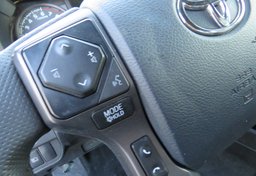 2019 Toyota Tacoma 4WD - Image 38